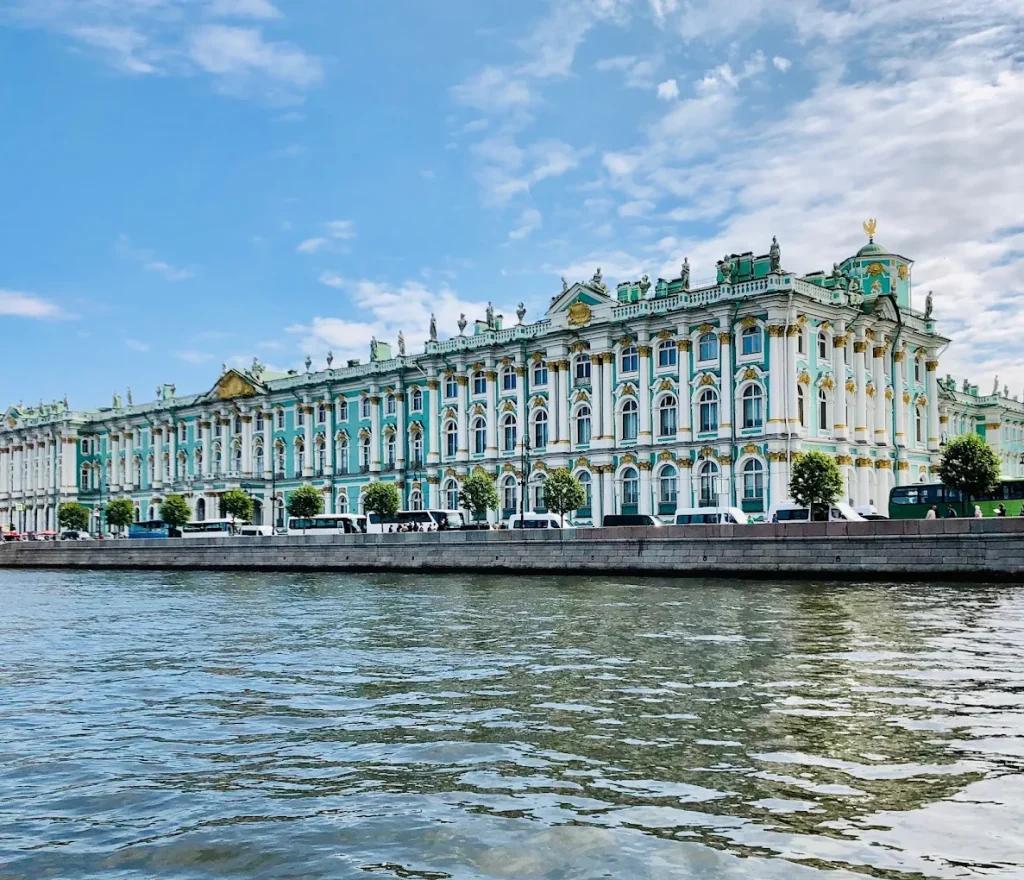 Moscow & Saint Petersburg Classics – 2 Cities of Russia